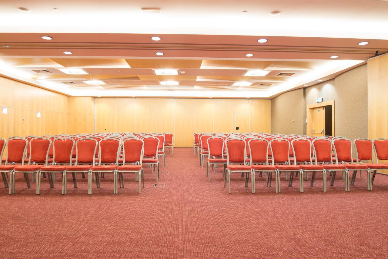 Vip Executive Entrecampos & Conference Hotel 4*